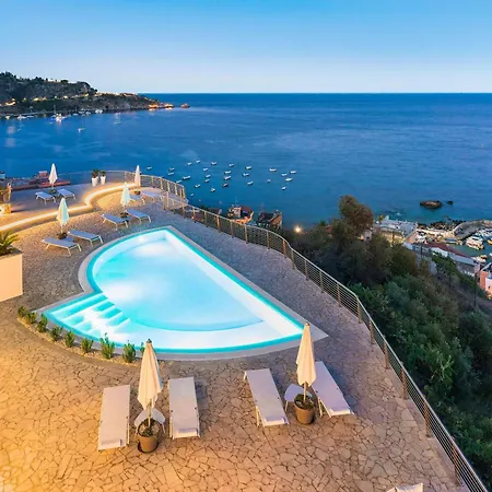 Susina 지아르디니낙소스